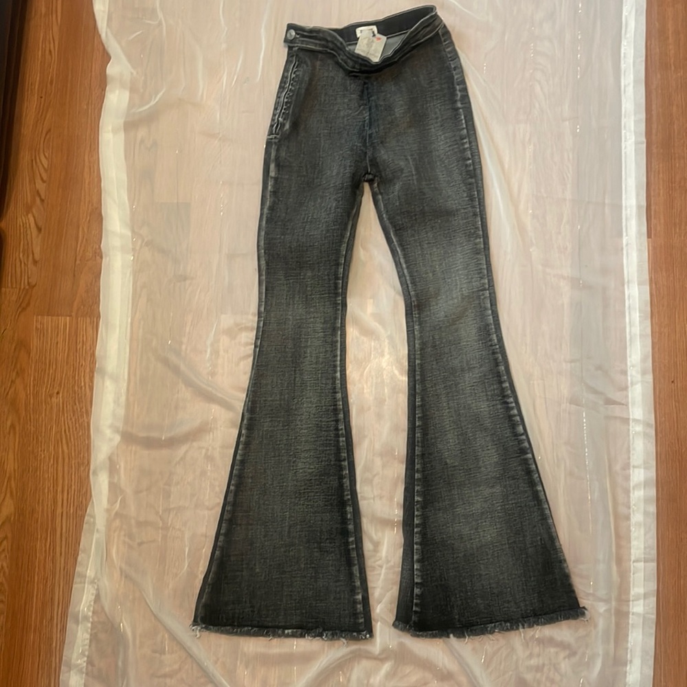 POL jeans. Size S Color black